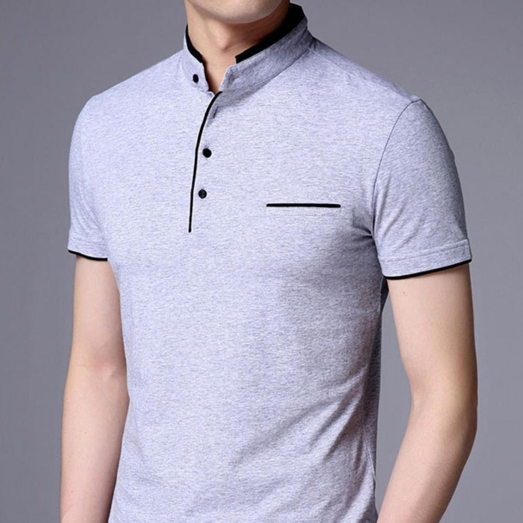 Camisa Polo Masculina Dennis Moore, Camisa Polo Masculina, Polo Masculina, Camisa Dennis Moore, Camisa Polo Dennis Moore, Estilo Masculino, Elegância Masculina, Moda Masculina, Roupas Masculinas, Camisetas Polo, Camisa Polo Clássica, Polo de Qualidade, Moda Masculina Casual, Camisas de Marca, Estilo Premium, Camisetas de Luxo, Camisas de Alta Qualidade, Moda Premium, Camisetas Masculinas, Polo de Marca, Camisetas de Marca.