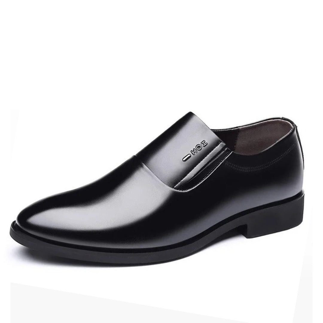 Sapato Social Masculino Oxford em Couro Anthony Gass, sapato social, oxford couro, masculino elegante, conforto refinado, estilo sofisticado, calçado festa, durabilidade, moda masculina, Anthony Gass, calçado premium, elegância contemporânea, sapataria online, moda social, couro legítimo, evento formal, design exclusivo, tendência calçados, refinamento masculino, luxo acessível, compra segura.